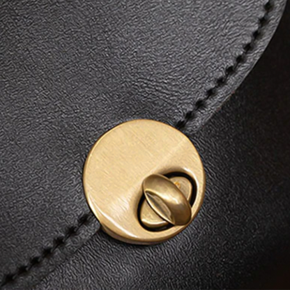Elegant Vintage Kiss-Lock Bag - Grace's Retro Chic Must-Have