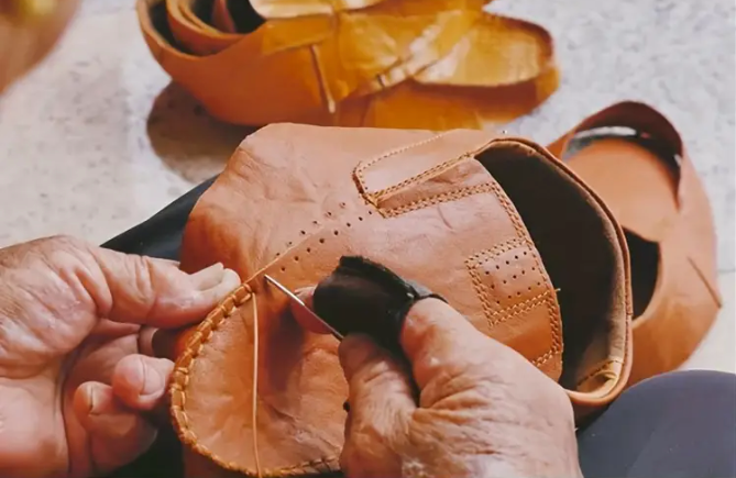 James's Slip-On Leather Shoes