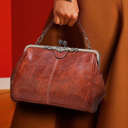 Elegant Vintage Kiss-Lock Handbag